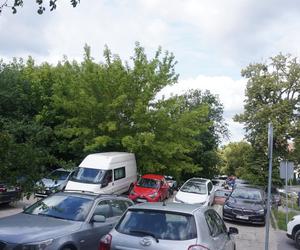 W centrum Olsztyna powstanie parking z prawdziwego zdarzenia? Miasto ogłosiło przetarg [ZDJĘCIA]