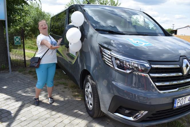 Nowe auto dla Środowiskowego Domu Samopomocy w Doruchowie