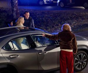 Na Wspólnej, odc 4030. Monika (Sylwia Gliwa), Beata (Katarzyna Ptasińska), Sławek (Mariusz Słupiński)