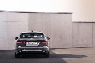 Nowy Jaguar XF (2021)