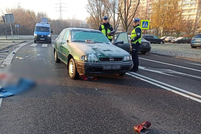 Katowice: 72-latek śmiertelnie potrącił kobietę. Jechał z zamrożonymi szybami