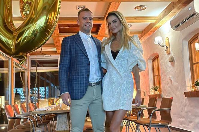 Kamil Grosicki z żoną Dominiką błyszczeli na gali ekstraklasy. Kto jeszcze bawił na imprezie w stolicy? [ZDJĘCIA]