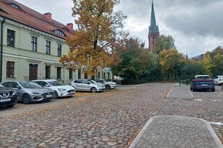 Plac Solny w Bydgoszczy wygląda teraz jak w XIX wieku. Wystarczyło zdjąć starą nawierzchnię