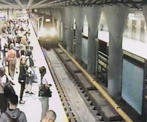 „Całe społeczeństwo doświadcza kryzysu”