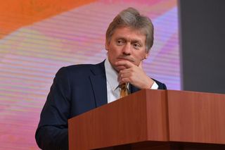 Kreml odmawia komentarza ws. dronów. Pieskow: Kierownictwo UE i NATO codziennie oskarża Rosję o prowokacje
