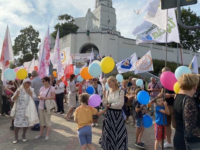 13. Marsz dla Życia i Rodziny zgromadził tłumy na ulicach Białegostoku [ZDJĘCIA]