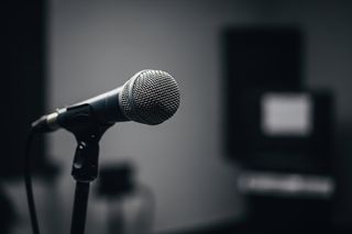 Błaszczak w ogniu pytań. Dlaczego sprawa Ziobry tak mocno go wzburzyła?