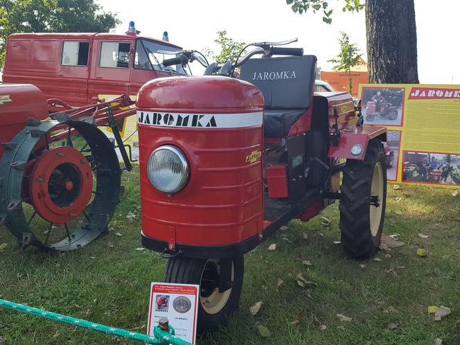 Festiwal starych ciągników w Wilkowicach. Setki maszyn, tysiące widzów i upał