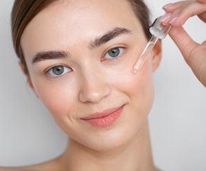 Pielęgnacja w kilku kroplach. Poznaj niezwykłe działanie serum do twarzy