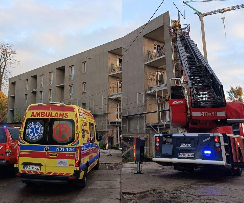 Tajemnicza śmierć na budowie. Ciało mężczyzny między rusztowaniem a ścianą