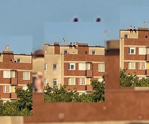 Targówek: niebezpieczne zabawy na dachu - młodzież mogła spaść z dziesiątego piętra!