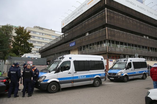 Stąd twardą ręką rządzi PiS Jarosław Kaczyński 