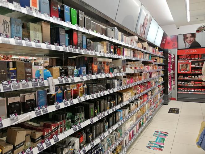  Black Friday w Rossmannie. Do -65% na perfumy