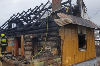 Niedźwiedź. Tragiczny pożar domu jednorodzinnego. 48-latek nie zdążył uciec przed płomieniami