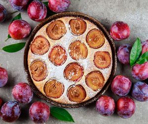 To ciasto wypełni cały dom wspaniałym aromatem. Nie trzeba nawet wyciągać miksera