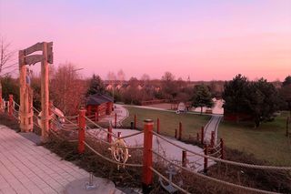 Restauracja Przystań znajduje się w Czarnowie 41A