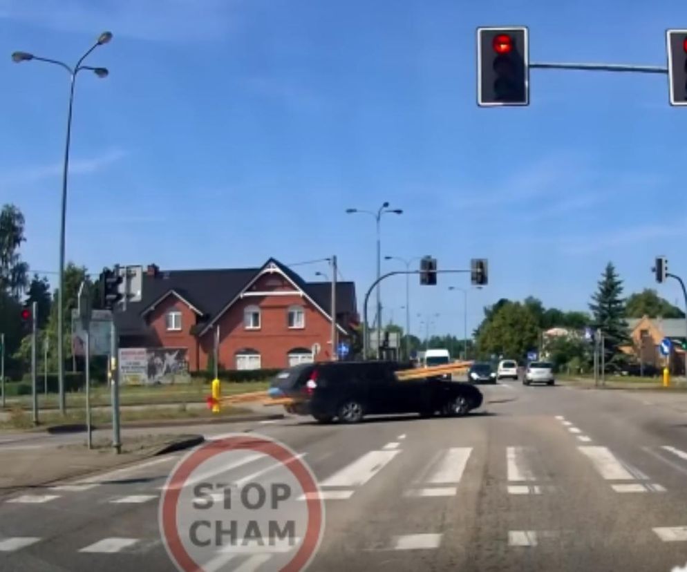 Mistrz kierownicy z Kaszub. Nie wiedział, że nie wolno i się nie da [NAGRANIE]