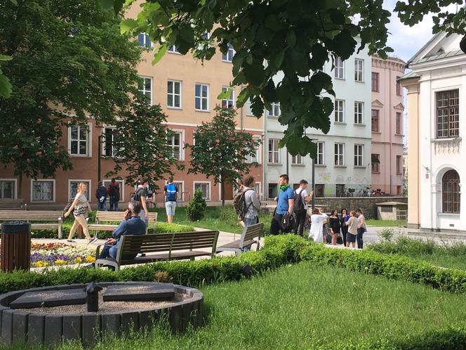 Lublin: Pożar w szkole w centrum miasta. Ewakuacja uczniów