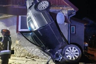 Lubelskie. Leżał w domu na sofie, gdy w ścianę wjechało auto. Kierowca był pijany 