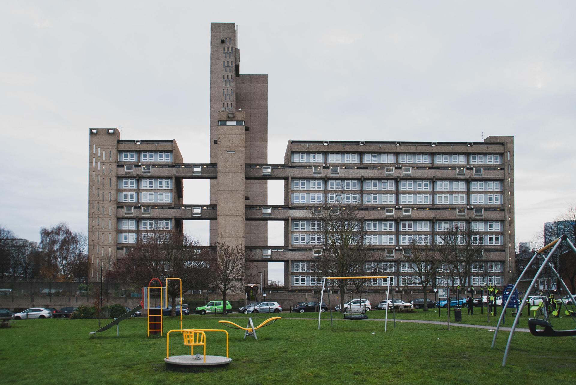Budynki Ernő Goldfingera - zdjęcia. To on posłużył za pierwowzór złoczyńcy w Jamesie Bondzie