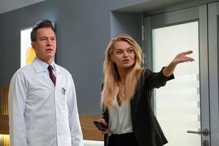 Na dobre i na złe, ostatni odcinek 959: Szokujący finał! Mężczyzna w kapturze uderzy w szpital, nikt nie będzie wiedział, kim jest? - ZDJĘCIA, ZWIASTUN