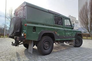 Małopolska policja sprzedaje limitowaną wersję terenówki. Perełka motoryzacyjna