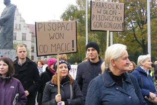 Czarny i biały protest w Poznaniu