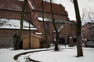 Tak prezentuje się najstarszy znak drogowy w Polsce