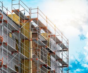 W tych miastach mieszkania są tańsze