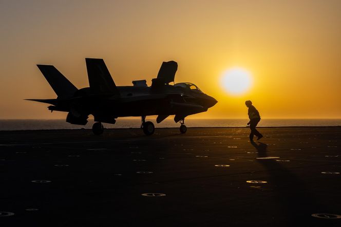 Brytyjski F-35B lądował awaryjnie w Japonii