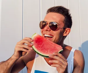 Arbuz: właściwości i wartości odżywcze. Dlaczego warto jeść arbuzy?