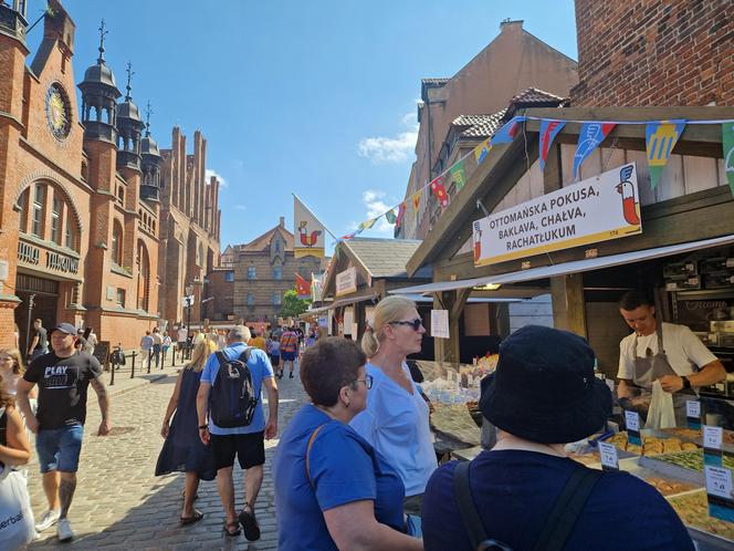 Odwiedziliśmy Jarmark św. Dominika w Gdańsku. Czy w tym roku ceny zwalają z nóg? 