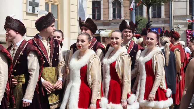 Rekordowy długi polonez w centrum Lublina