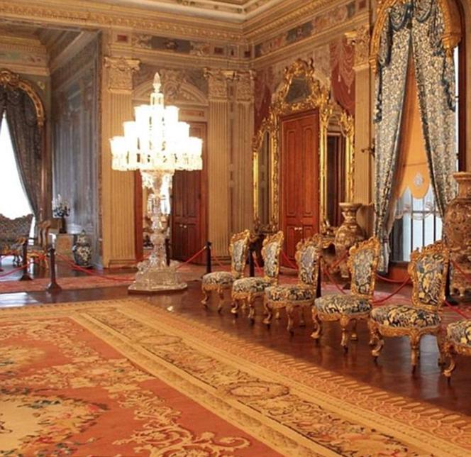 Prezydent Turcji mieszka w złotych pałacach! Recep Erdogan żyje jak sułtan