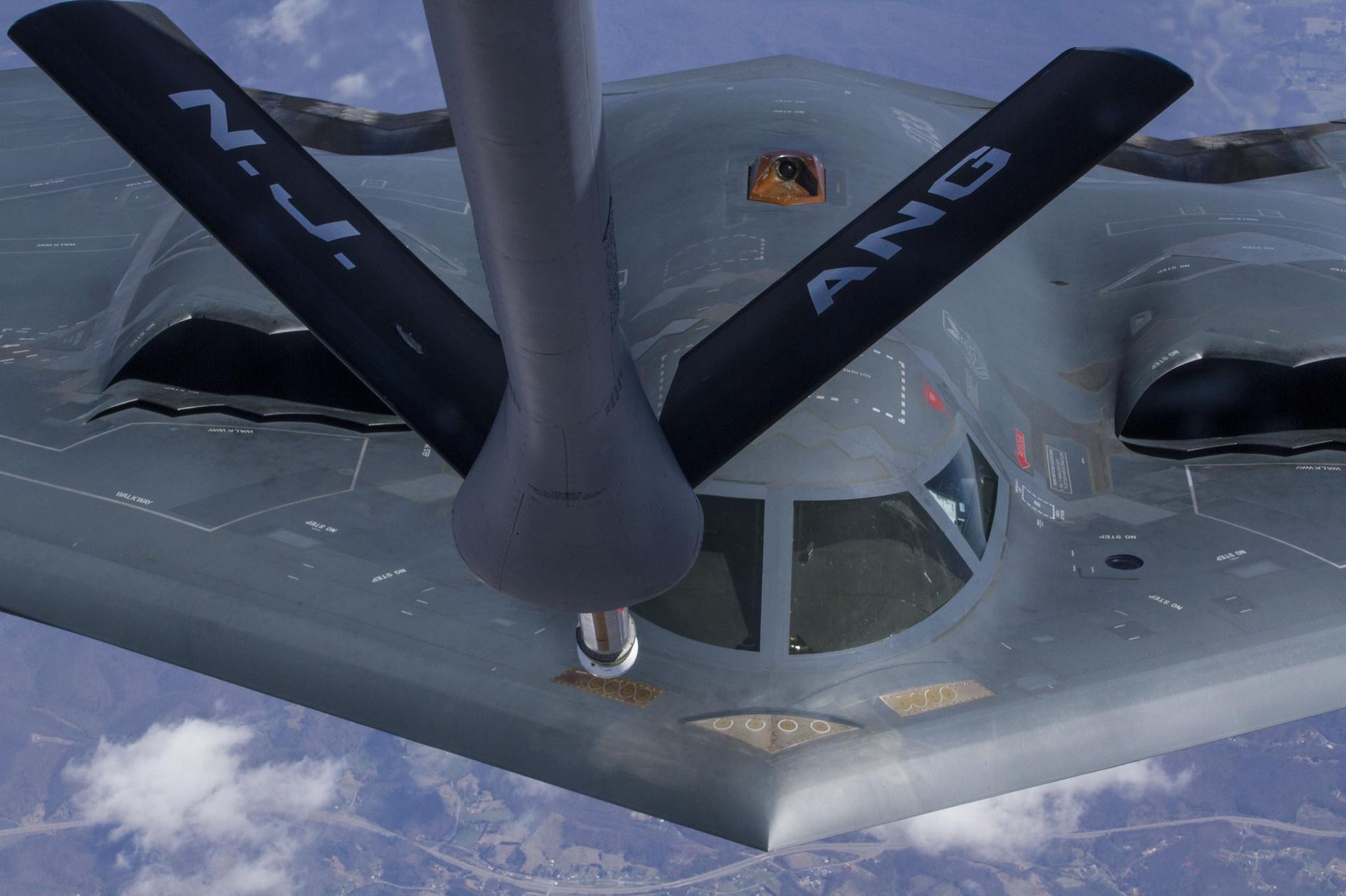 Tankowanie w powietrzu bombowca B-2 Spirit