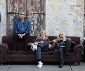 Spinal Tap i Elton John łączą siły w singlu „Stonehenge”. To zapowiedź nowej odsłony kultowego filmu