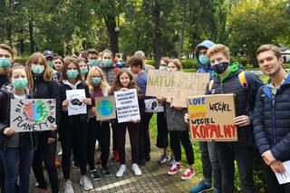 Strajk dla klimatu w Krakowie i Nowym Sączu. Uczniowie wyszli na ulice! [ZDJĘCIA, AUDIO]