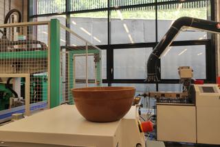 Naczynia z otrębów. Ekologiczny wynalazek lubelskich naukowców. Użyteczny i pachnący chlebem