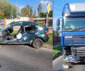 Tragiczny wypadek w Inowrocławiu! 66-letni kierowca zmarł w szpitalu [ZDJĘCIA]