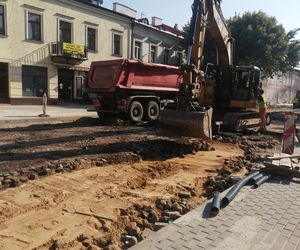 Remont ul. Piłsudskiego w Siedlcach, natrafiono na ciekawe znalezisko
