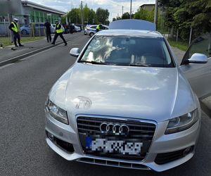 Samochód huknął w rowerzystkę! Kobieta nie przeżyła. Wszystko się nagrało