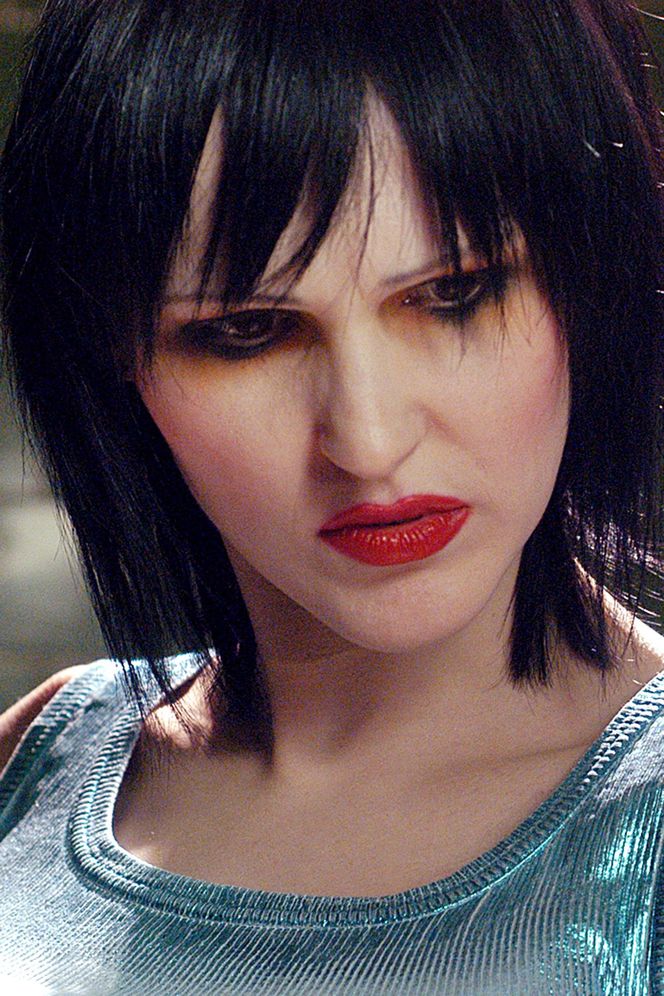 Chylińska nieźle się zmieniła. Duże usta i gładka twarz. Poznajecie ją jeszcze?