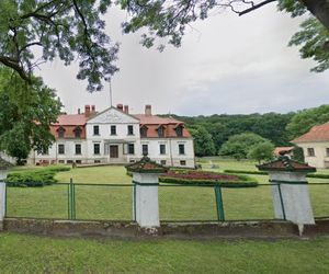   Jak nad Bałtykiem, tylko spokojniej. Te warmińsko-mazurskie wsie leżą nad Zalewem Wiślanym