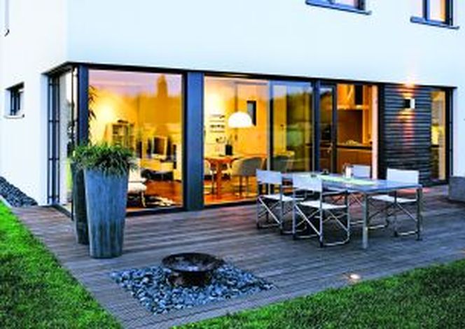 Budowa tarasu na gruncie: projektowanie i wykończenie nowoczesnego tarasu