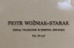   Grób Piotra Woźniaka-Staraka na warszawskich Powązkach