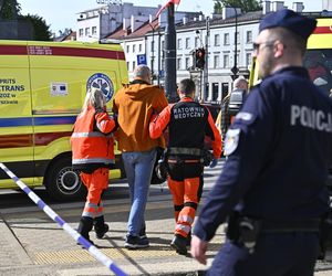  Zderzenie tramwajów w centrum Warszawy. 13 osób rannych, ruch tramwajowy wstrzymany