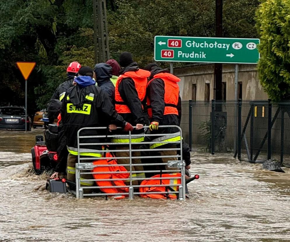 Caritas w Kielcach i Urząd Wojewódzki przyjmują dary dla powodzian