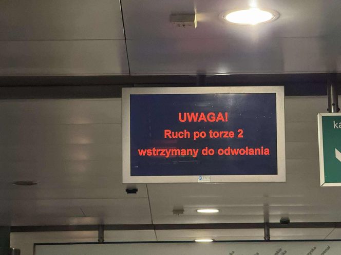 Utrudnienia w metrze w Warszawie (3.07.2025)