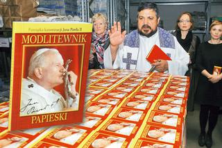Modlitewnik Jana Pawła II został poświęcony. Książeczka tylko w Super Expressie
