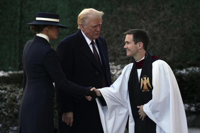 Pierwsze zdjęcie Trumpa w dniu zaprzysiężenia. Towarzyszy mu żona Melania. Udali się do kościoła [FOTO]